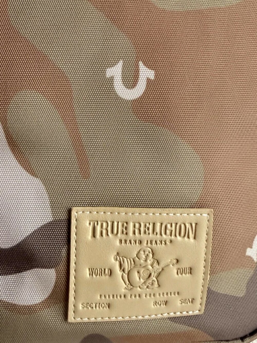 NWT True Religion Pippen Max Men's Camo Sling Bag Crossbody Travel Pack - Picture 5 of 16